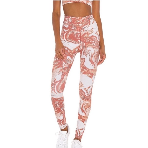 BEACH RIOT Sport Riot Brick Dust Marble Full Length Leggings & Sports Bra - Picture 3 of 9